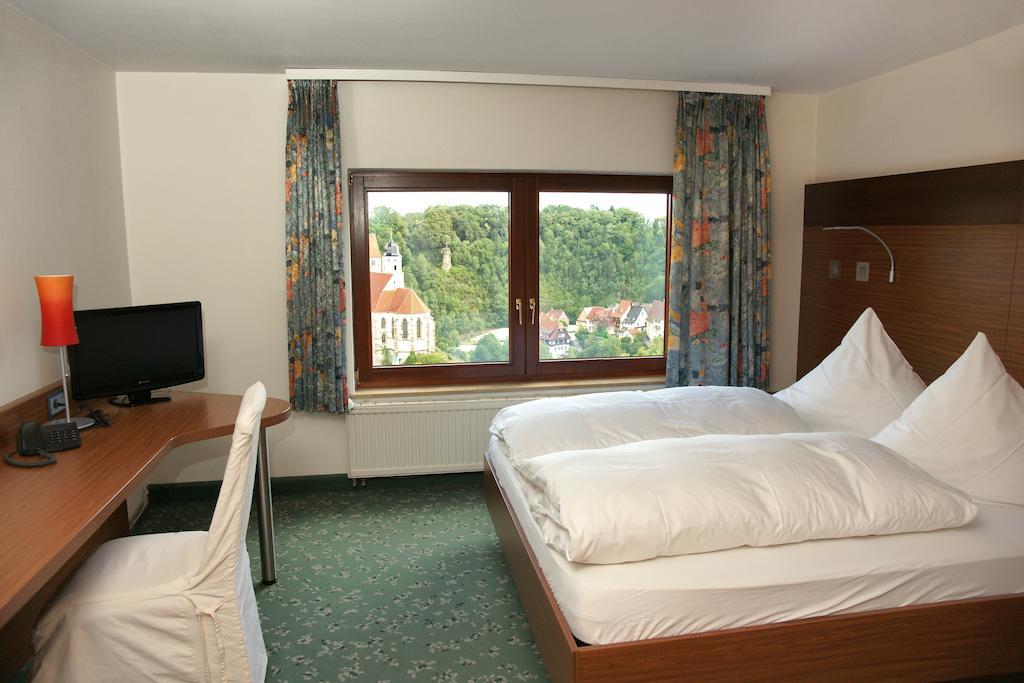 Hotel Krone Haigerloch Oda fotoğraf